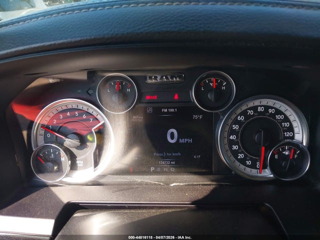 2015 Ram 1500 Sport მანქანა იყიდება აუქციონზე, vin: 1C6RR6MT1FS692472, აუქციონის ნომერი: 44816118