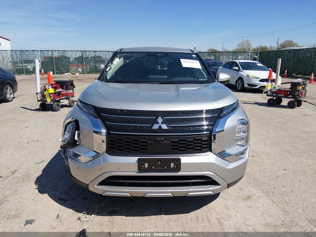 Продажа на аукционе авто 2024 Mitsubishi Outlander Se 2.5 2wd/se Black Edition S-awc/se Black Edition W/pano Roof S-awc, vin: JA4J3VA89RZ027309, номер лота: 44816123