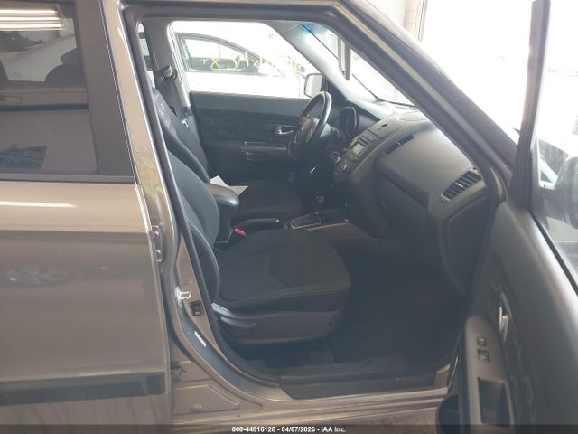 44816128 :رقم المزاد ، KNDJT2A68D7544155 vin ، 2013 Kia Soul + مزاد بيع