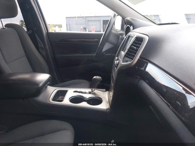 44816153 :رقم المزاد ، 1J4RR4GG6BC589834 vin ، 2011 Jeep Grand Cherokee Laredo مزاد بيع
