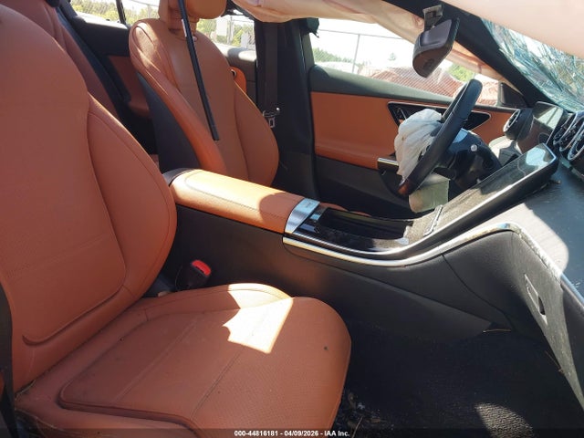 2025 Mercedes-benz C 300 მანქანა იყიდება აუქციონზე, vin: W1KAF4GB3SR286691, აუქციონის ნომერი: 44816181