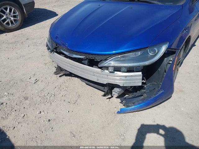 2016 Chrysler 200 S მანქანა იყიდება აუქციონზე, vin: 1C3CCCBB8GN113605, აუქციონის ნომერი: 44816186