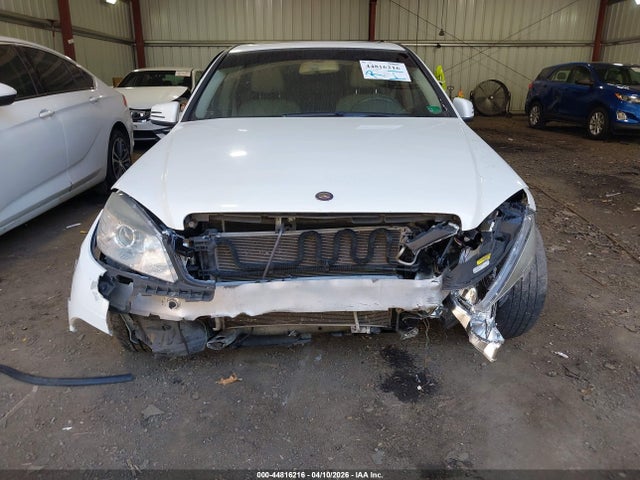 Продажа на аукционе авто 2011 Mercedes-benz C 300 Sport, vin: WDDGF5EB8BA522334, номер лота: 44816216