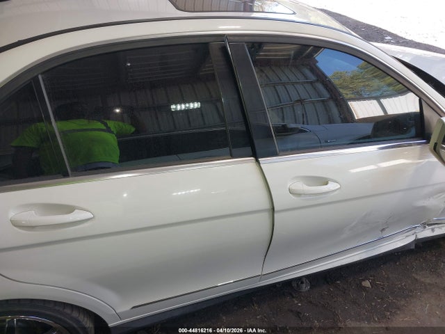 Продажа на аукционе авто 2011 Mercedes-benz C 300 Sport, vin: WDDGF5EB8BA522334, номер лота: 44816216