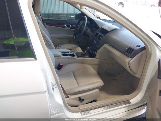 Продажа на аукционе авто 2011 Mercedes-benz C 300 Sport, vin: WDDGF5EB8BA522334, номер лота: 44816216