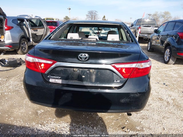 2017 Toyota Camry Le მანქანა იყიდება აუქციონზე, vin: 4T1BF1FK3HU311914, აუქციონის ნომერი: 44816231