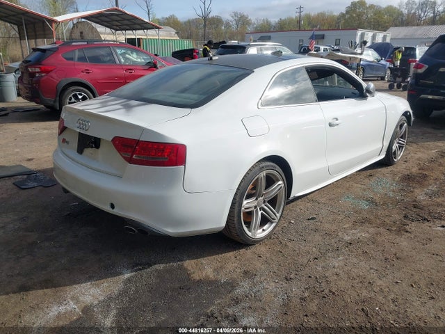 2010 AUDI S5 WAUCVAFR9AA062886 Photo 3