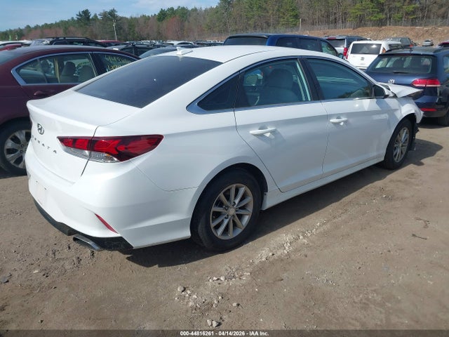 5NPE24AF1JH614960 Hyundai SONATA SE
