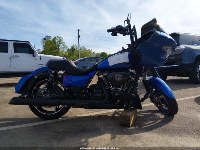 44816280 :رقم المزاد ، 1HD1KH711RB601400 vin ، 2024 Harley-davidson Fltrx مزاد بيع