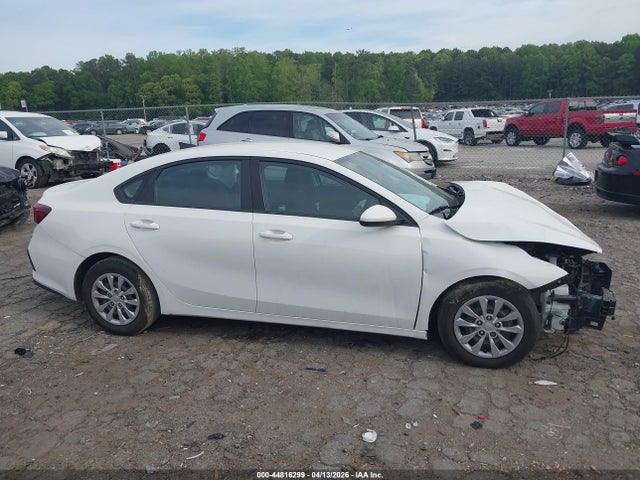 Aukcja sprzedaży 2021 Kia Forte Fe, vin: 3KPF24AD5ME402722, numer aukcji: 44816299