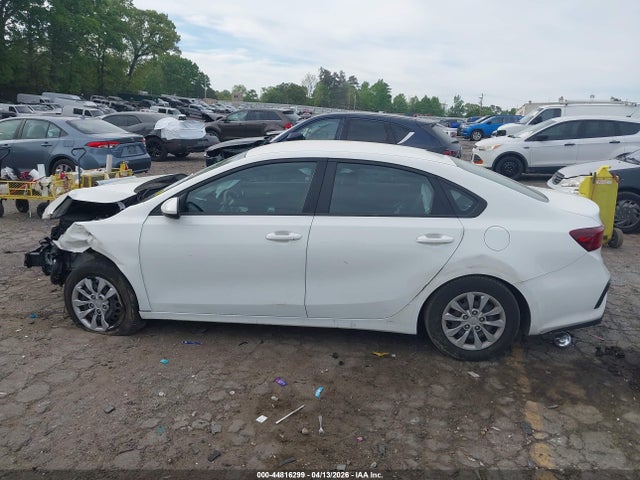 Aukcja sprzedaży 2021 Kia Forte Fe, vin: 3KPF24AD5ME402722, numer aukcji: 44816299