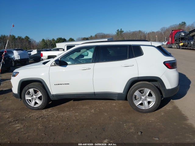 44816309 :رقم المزاد ، 3C4NJDBB9NT207974 vin ، 2022 Jeep Compass Latitude 4x4 مزاد بيع
