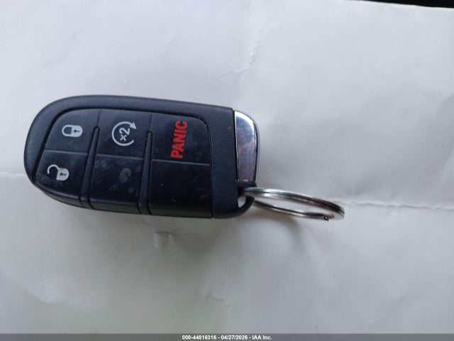 Продаж на аукціоні авто 2022 Jeep Renegade Latitude 4x4, vin: ZACNJDB11NPN81622, номер лоту: 44816316
