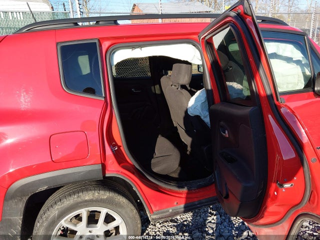 Продаж на аукціоні авто 2022 Jeep Renegade Latitude 4x4, vin: ZACNJDB11NPN81622, номер лоту: 44816316
