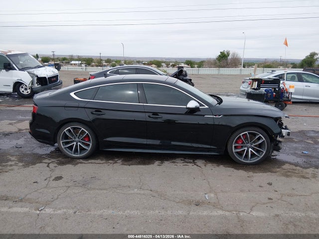 WAUB4CF56JA049133 Audi S5 3.0t Premium Plus