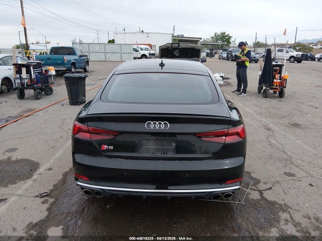 WAUB4CF56JA049133 Audi S5 3.0t Premium Plus