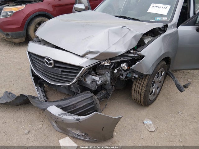 2015 Mazda Mazda3 I Sport მანქანა იყიდება აუქციონზე, vin: 3MZBM1U78FM146644, აუქციონის ნომერი: 44816332