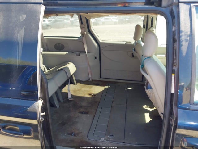 2005 CHRYSLER TOWN & COUNTRY 2C4GP54L55R208559 Photo 7