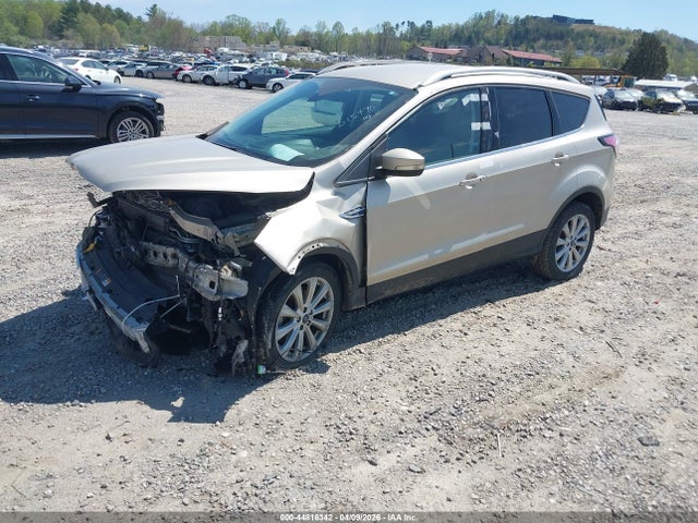 Ford Escape Titanium 2017 1FMCU0JD1HUD15490 Image 2