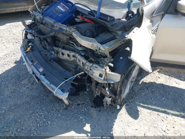 Ford Escape Titanium 2017 1FMCU0JD1HUD15490 Image 6