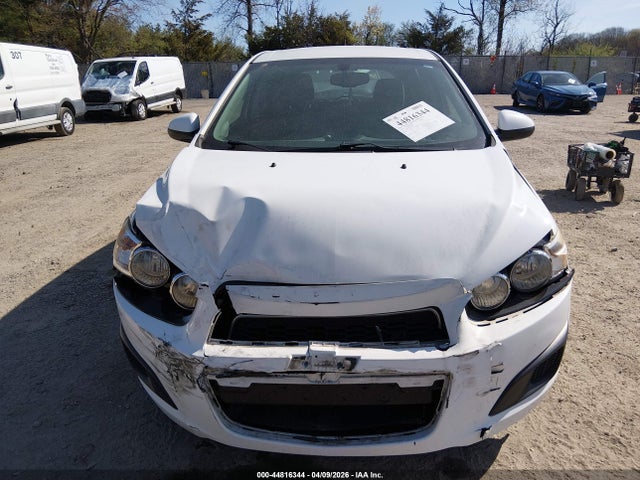 44816344 :رقم المزاد ، 1G1JA6SH6E4140196 vin ، 2014 Chevrolet Sonic Ls Auto مزاد بيع