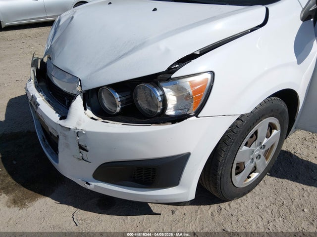 44816344 :رقم المزاد ، 1G1JA6SH6E4140196 vin ، 2014 Chevrolet Sonic Ls Auto مزاد بيع