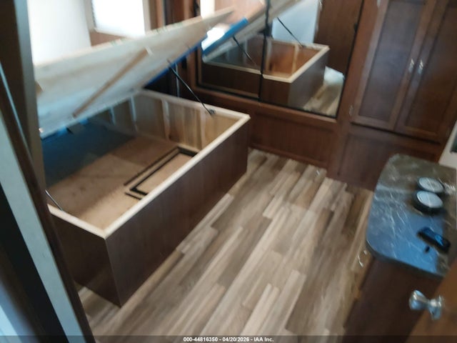 1UJBJ0BT1H1T20219 Jayco Jayfl184bh
