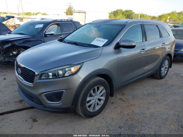 Aukcja sprzedaży 2017 Kia Sorento 2.4l Lx, vin: 5XYPG4A30HG270376, numer aukcji: 44816361