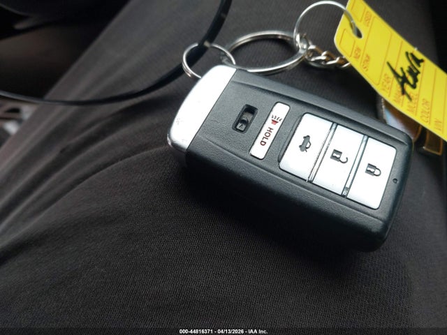 Продаж на аукціоні авто 2019 Acura Tlx Standard, vin: 19UUB1F35KA010024, номер лоту: 44816371