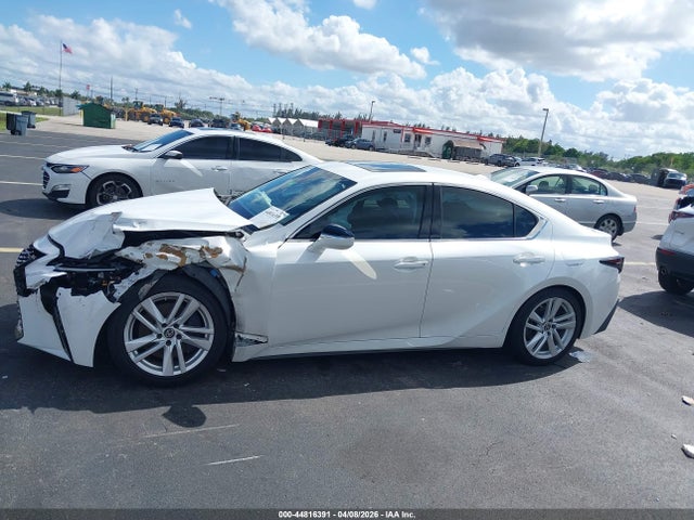 Aukcja sprzedaży 2021 Lexus Is 300, vin: JTHCA1D26M5115804, numer aukcji: 44816391