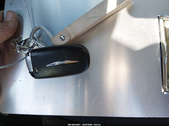 Продажа на аукционе авто 2015 Chrysler 200 Limited, vin: 1C3CCCAB5FN597054, номер лота: 44816401