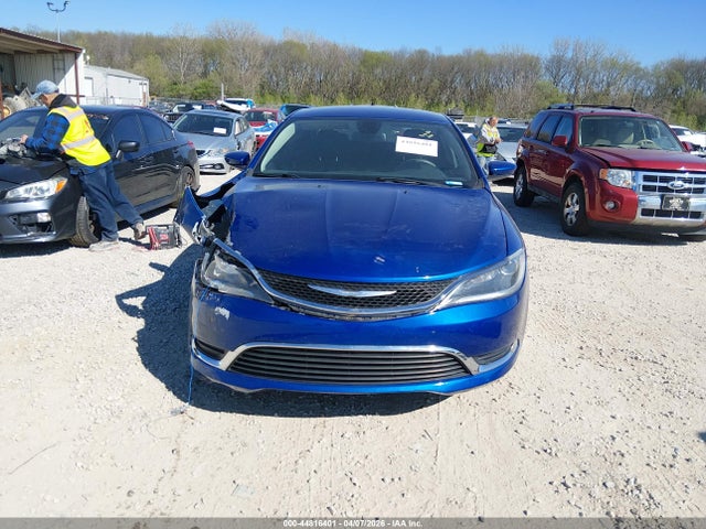 Продажа на аукционе авто 2015 Chrysler 200 Limited, vin: 1C3CCCAB5FN597054, номер лота: 44816401