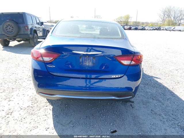 Продажа на аукционе авто 2015 Chrysler 200 Limited, vin: 1C3CCCAB5FN597054, номер лота: 44816401