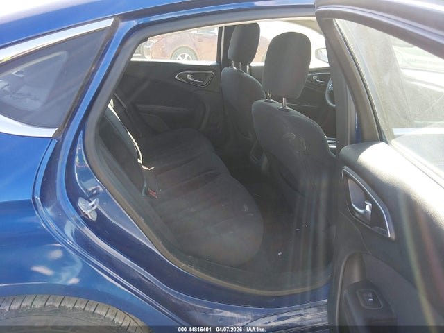 Продажа на аукционе авто 2015 Chrysler 200 Limited, vin: 1C3CCCAB5FN597054, номер лота: 44816401
