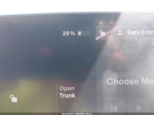 Tesla Model Y Standard Range Rear-wheel Drive 2021 5YJYGDED8MF105331 Image 16