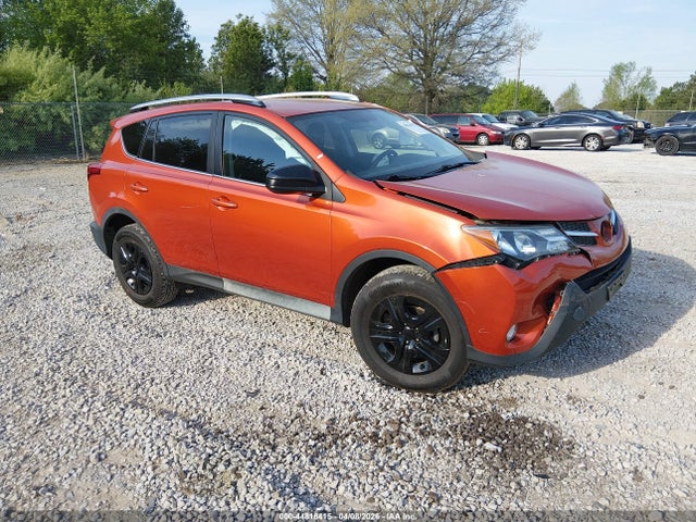 2T3BFREV9FW321474 Toyota RAV4 LE