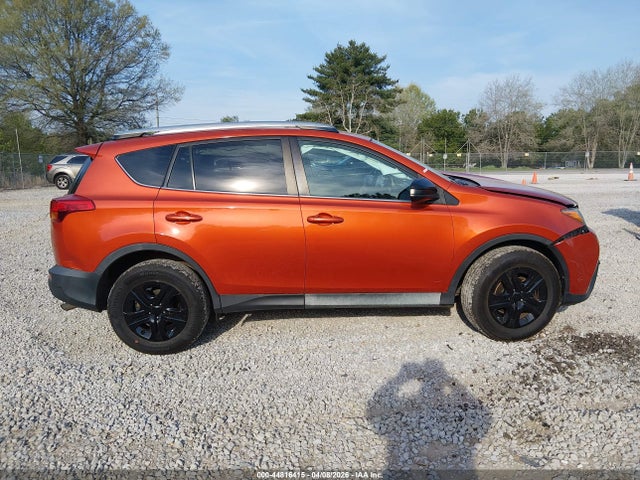 2T3BFREV9FW321474 Toyota RAV4 LE