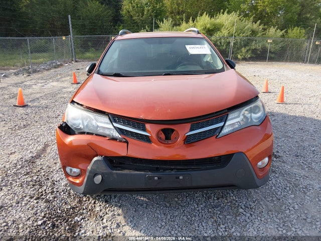2T3BFREV9FW321474 Toyota RAV4 LE