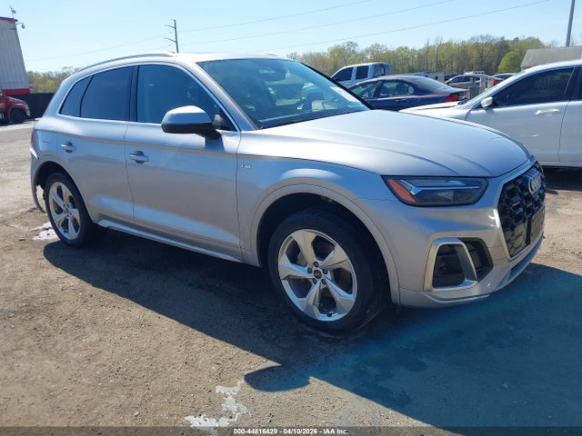 Продажа на аукционе авто 2022 Audi Q5 Premium Plus 45 Tfsi S Line Quattro S Tronic, vin: WA1EAAFY5N2082996, номер лота: 44816429