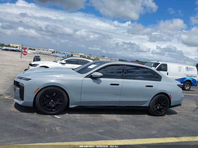 WBA23EH06RCS41670 BMW 740I
