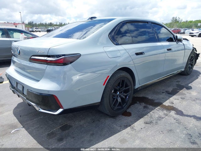 WBA23EH06RCS41670 BMW 740I