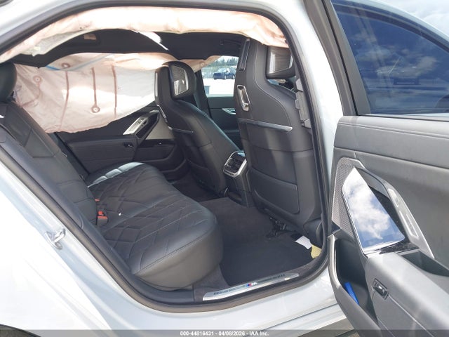 WBA23EH06RCS41670 BMW 740I