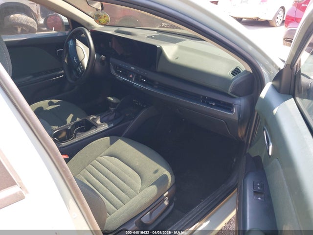 Продаж на аукціоні авто 2025 Kia K4 Ex, vin: 3KPFU4DE4SE143457, номер лоту: 44816432