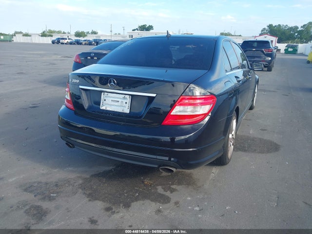 Продаж на аукціоні авто 2011 Mercedes-benz C 300 Sport, vin: WDDGF5EB8BA518848, номер лоту: 44816438