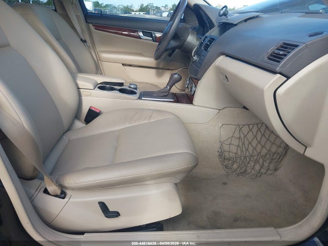 Продаж на аукціоні авто 2011 Mercedes-benz C 300 Sport, vin: WDDGF5EB8BA518848, номер лоту: 44816438