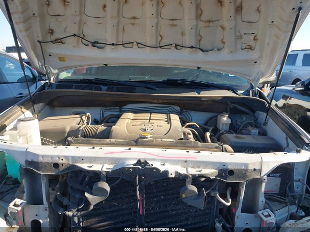Продажа на аукционе авто 2013 Toyota Tundra Grade 5.7l V8, vin: 5TFRY5F17DX138385, номер лота: 44816466