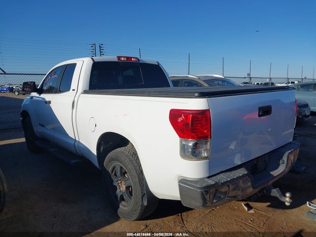 Продажа на аукционе авто 2013 Toyota Tundra Grade 5.7l V8, vin: 5TFRY5F17DX138385, номер лота: 44816466