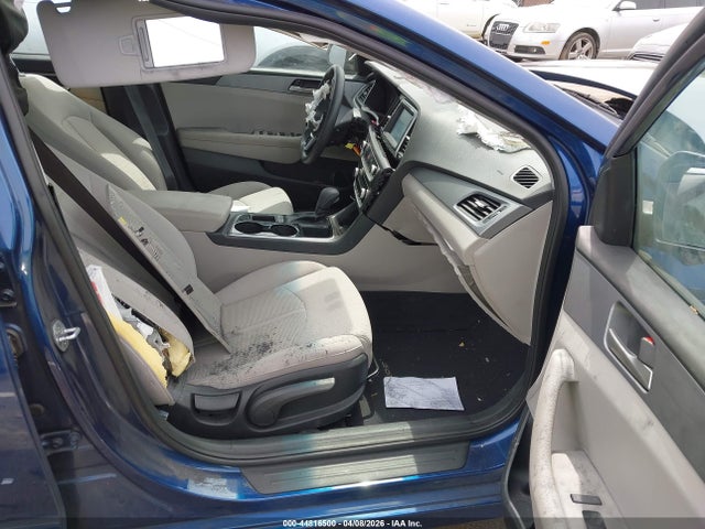 44816500 :رقم المزاد ، 5NPE24AA3KH775929 vin ، 2019 Hyundai Sonata Eco مزاد بيع