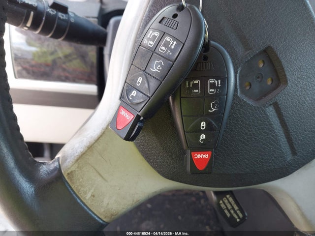 Продаж на аукціоні авто 2010 Dodge Grand Caravan Sxt, vin: 2D4RN5D15AR107385, номер лоту: 44816524