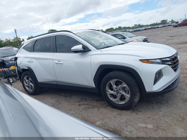 44816534 :رقم المزاد ، KM8JB3AE1NU076073 vin ، 2022 Hyundai Tucson Sel مزاد بيع
